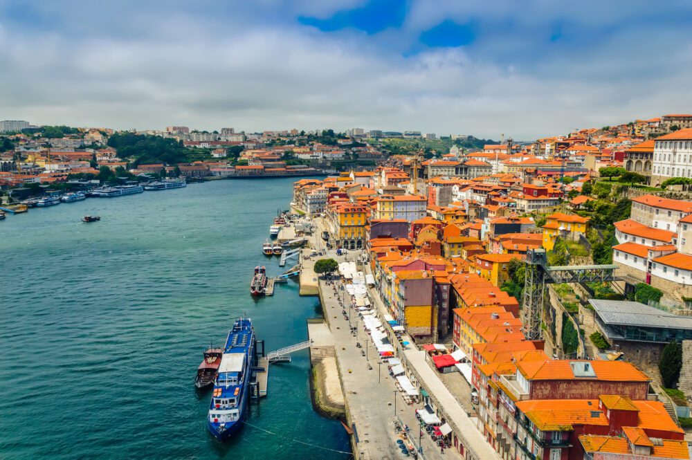 Cais da Ribeira, Porto