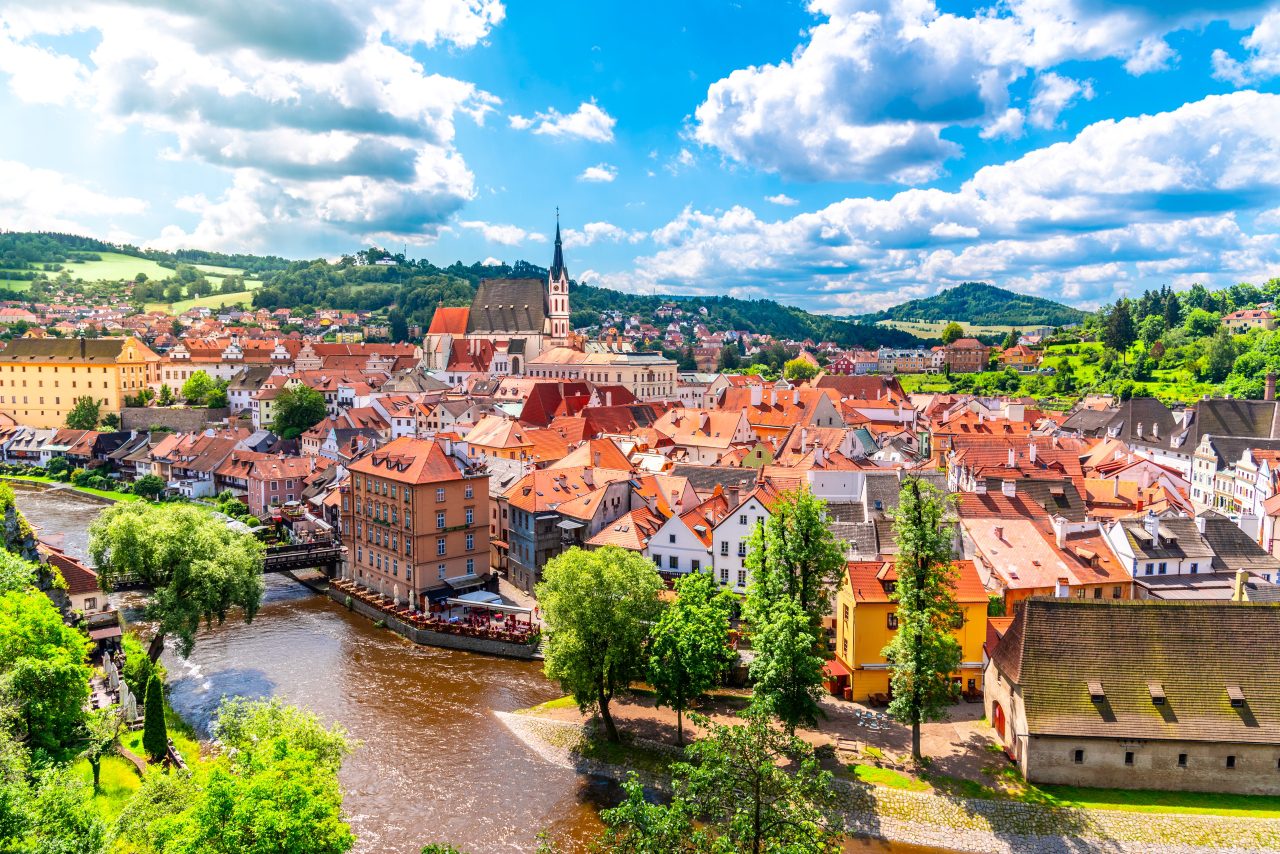 Is Cesky Krumlov Worth Visiting? Pros, Cons & Top Tips (2024)