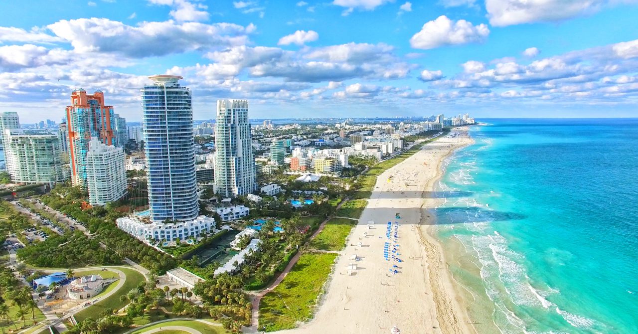 Is Miami Worth Visiting? Pros, Cons & Top Tips (2025)