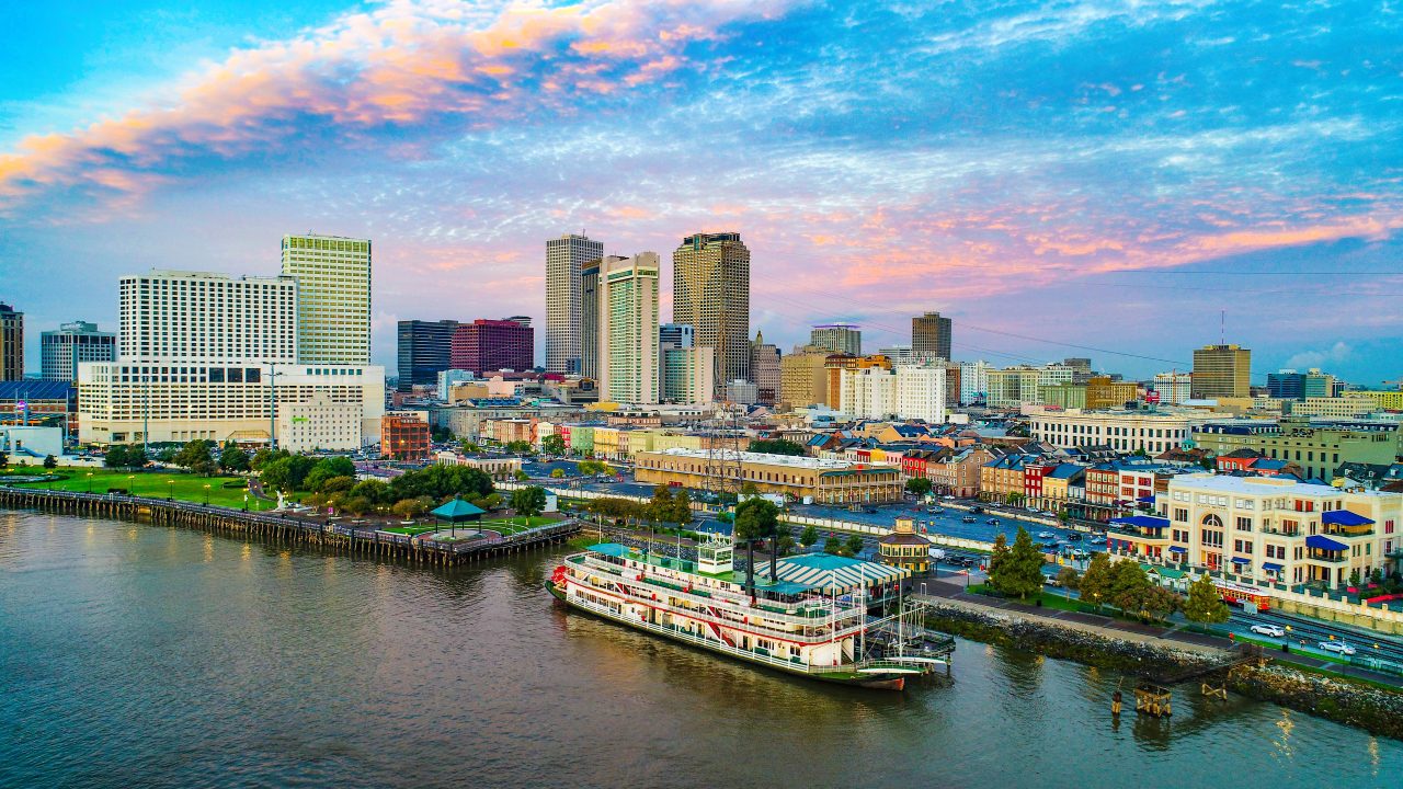 Is New Orleans Worth Visiting? Pros, Cons & Top Tips (2025)