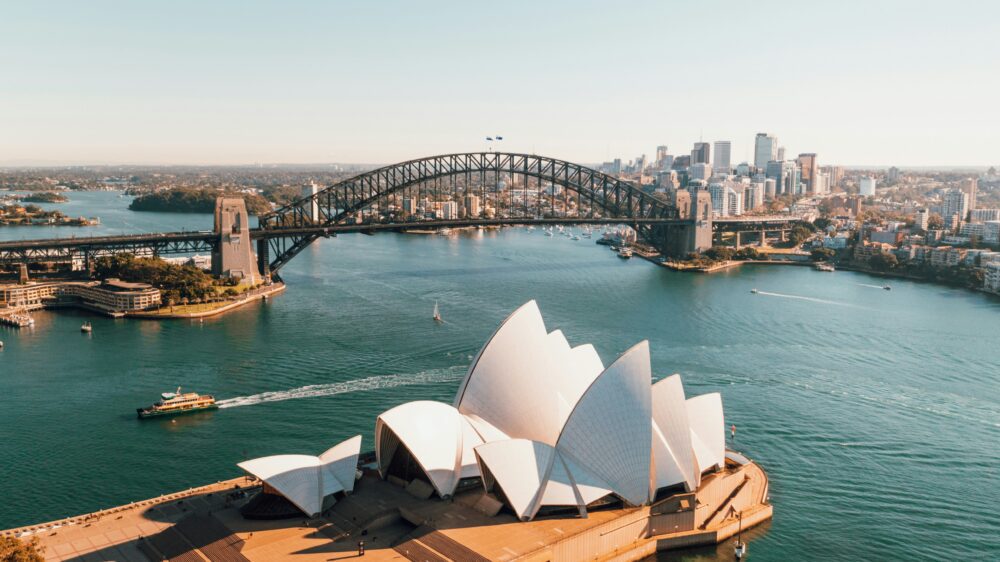 Is Sydney Worth Visiting? Pros, Cons and Travel Tips (2026)